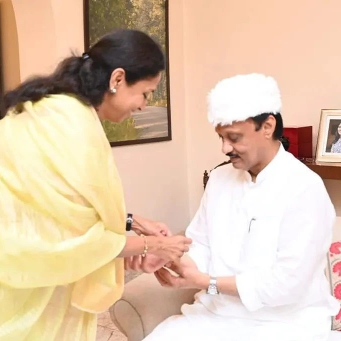 Revati Sule husband
Revati Sule age
Revati Sule marriage
Revati Sule engagement
Revati Sule birthday
Revati Sule and Aditya Thackeray
Revati Sule biography
Revati Sule education