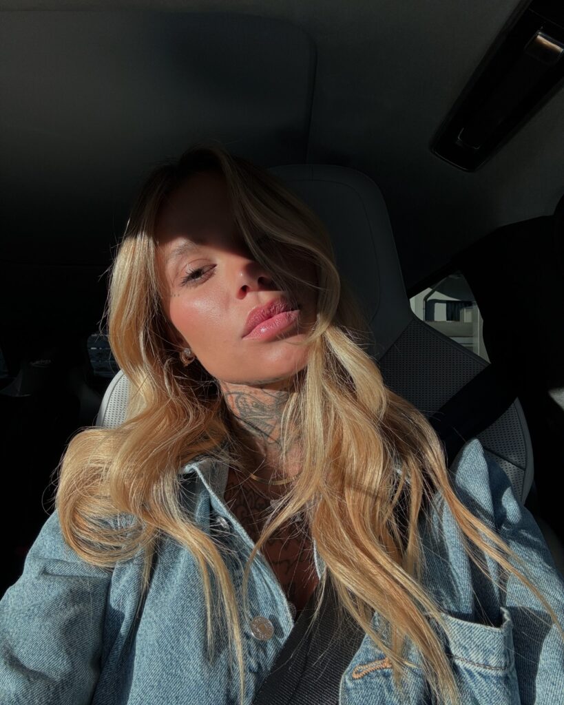 Zoe Cristofoli biography
