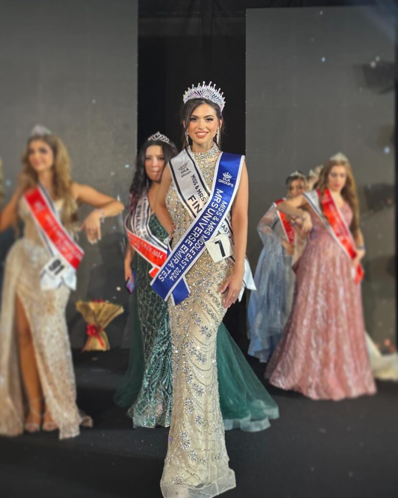 Iryna Kinakh Desi Bling
Who is Iryna Kinakh?
Iryna Kinakh biography
Iryna Kinakh age
Iryna Kinakh nationality
Iryna Kinakh husband
Iryna Kinakh and Dyuti Parruck
Is Iryna Kinakh still married?
Dyuti Parruck wife
Dyuti Parruck and Iryna Kinakh relationship
Iryna Kinakh net worth
Iryna Kinakh businesses
Iryna Kinakh Unique U
Iryna Kinakh IKON Activewear
Iryna Kinakh children
Iryna Kinakh family
Iryna Kinakh Instagram
Iryna Kinakh Mrs Universe 2024
Desi Bling cast
Desi Bling Netflix cast
Desi Bling release date
Desi Bling episodes
Who is Dyuti Parruck?
Netflix Desi Bling reality show
Dubai Bling vs Desi Bling
Karan Kundrra Desi Bling
Tejasswi Prakash Desi Bling
Rizwan Sajan Desi Bling
Pamela Serena Desi Bling
Pulse by Anubhav Iryna Kinakh update