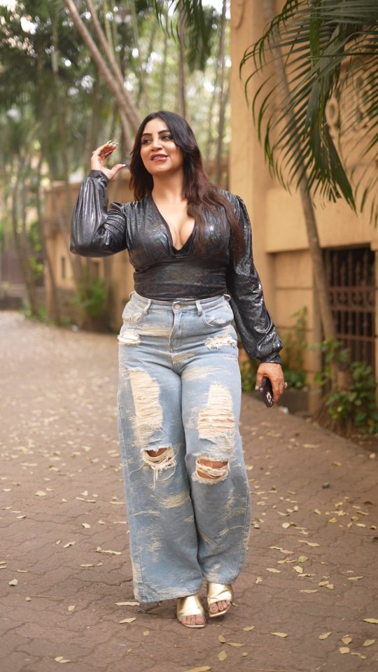 Arshi Khan Biography
Arshi Khan Age
Arshi Khan Height
Arshi Khan Husband
Arshi Khan Boyfriend
Arshi Khan Aftab Alam
Arshi Khan Wedding Rumours
Arshi Khan Lock Upp 2
Arshi Khan Shilpa Shinde
Arshi Khan Hina Khan Controversy
Arshi Khan Bigg Boss 11
Arshi Khan Family
Arshi Khan Net Worth
Arshi Khan Movies and TV Shows
Arshi Khan Songs
Arshi Khan Instagram
Arshi Khan Latest News
Arshi Khan Nationality
Arshi Khan Education
Arshi Khan Controversies