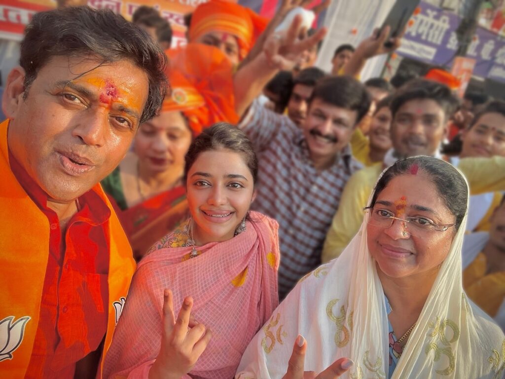 Riva Kishan Alliance
Who is Riva Kishan?
Riva Kishan biography
Riva Kishan age
Riva Kishan family
Riva Kishan father Ravi Kishan
Riva Kishan movies and TV shows
Riva Kishan Alliance contestant
Ravi Kishan Alliance reality show
Ravi Kishan daughter Riva Kishan
Alliance Prime Video cast
Alliance reality show contestants
Alliance episode 6 recap
Alliance episode 7 release date
Alliance episode guide
Alliance Prime Video episodes
Kunal Kemmu Alliance host
Alliance reality show review
Riva Kishan Bollywood debut
Sab Kushal Mangal Riva Kishan
Riva Kishan education
Riva Kishan Instagram
Ravi Kishan exits Alliance
Alliance reality show latest updates
Prime Video Alliance 2026
Riva Kishan latest news
Riva Kishan boyfriend
Riva Kishan net worth
Riva Kishan career
Pulse by Anubhav Entertainment News