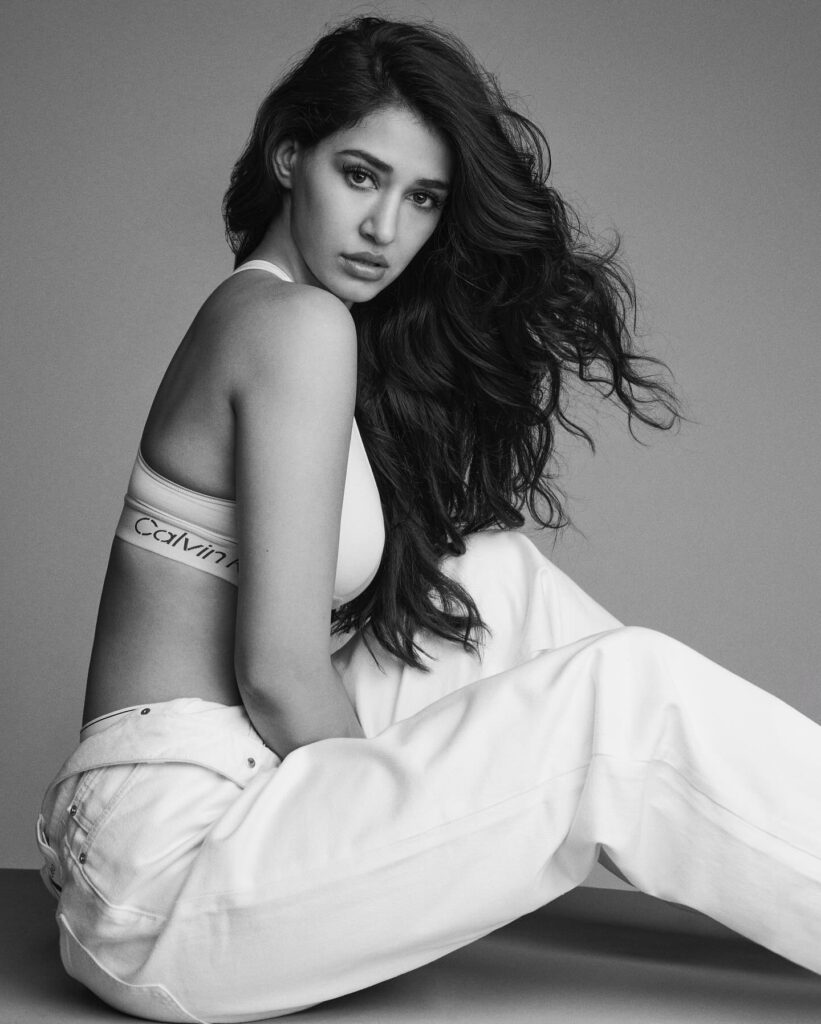Disha Patani Awarapan 2
Disha Patani Awarapan 2 teaser
Disha Patani Awarapan 2 release date
Disha Patani Awarapan 2 cast
Disha Patani Awarapan 2 trailer
Emraan Hashmi Awarapan 2
Awarapan 2 teaser explained
Awarapan 2 movie release date
Awarapan 2 songs
Awarapan 2 story
Awarapan 2 movie cast
Disha Patani age
Disha Patani height
Disha Patani boyfriend
Disha Patani family
Disha Patani biography
Disha Patani net worth
Disha Patani upcoming movies
Disha Patani filmography
Emraan Hashmi upcoming movies
Shivam Pandit Awarapan 2
Awarapan 2 teaser reaction
Disha Patani latest news
Disha Patani movies list
Awarapan 2 latest updates
Disha Patani role in Awarapan 2
Awarapan 2 trailer release
Vishesh Films Awarapan 2
Nitin Kakkar Awarapan 2
Pulse by Anubhav Entertainment News