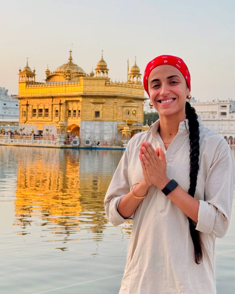 Ruhee Dosani Alliance
Ruhee Dosani Biography
Ruhee Dosani Age
Ruhee Dosani Height
Ruhee Dosani Boyfriend
Ruhee Dosani Family
Ruhee Dosani Husband
Ruhee Dosani Net Worth
Ruhee Dosani Instagram
Ruhee Dosani Dance Videos
Ruhee Dosani Alliance Reality Show
Ruhee Dosani and Niti Taylor
Ruhee Dosani Amazon Prime Video Alliance
Ruhee Dosani Career
Ruhee Dosani Education
Ruhee Dosani Mother Mona Dosani
Ruhee Dosani Viral Reel
Ruhee Dosani Diljit Dosanjh
Ruhee Dosani Wiki
Ruhee Dosani Latest News