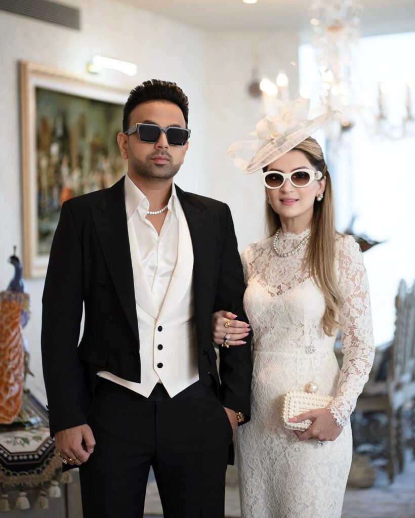 Tabinda Sanpal Desi Bling
Tabinda Sanpal biography
Tabinda Sanpal age
Tabinda Sanpal husband
Satish Sanpal and Tabinda Sanpal
Tabinda Sanpal net worth
Tabinda Sanpal children
Tabinda Sanpal family
Tabinda Sanpal daughter Isabella
Tabinda Sanpal religion
Tabinda Sanpal education
Tabinda Sanpal ANAX Capital
Tabinda Sanpal gold collection
Why is Tabinda Sanpal famous?
Tabinda Sanpal foot massage controversy
Tabinda Sanpal Desi Bling Netflix
Tabinda Sanpal Burj Khalifa house
Tabinda Sanpal Gold Queen
Tabinda Sanpal Instagram
Desi Bling cast
Satish Sanpal biography
Satish Sanpal net worth
Who is Tabinda Sanpal?
Tabinda Sanpal latest news
Pulse by Anubhav Tabinda Sanpal biography