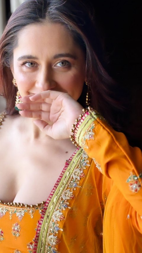 Sanjeeda Shaikh Ikka Movie
Sanjeeda Shaikh Biography
Sanjeeda Shaikh Age
Sanjeeda Shaikh Height
Sanjeeda Shaikh Husband
Sanjeeda Shaikh Daughter
Sanjeeda Shaikh Family
Sanjeeda Shaikh Net Worth
Sanjeeda Shaikh Movies and TV Shows
Sanjeeda Shaikh Heeramandi Role
Sanjeeda Shaikh Dhamaal 4
Sanjeeda Shaikh Ikka Role
Sunny Deol Ikka Cast
Akshaye Khanna Ikka Movie
Ikka Movie Review
Ikka Movie Cast
Ikka Netflix Release Date
Sanjeeda Shaikh Latest News
Sanjeeda Shaikh Career Journey
Pulse by Anubhav Entertainment News