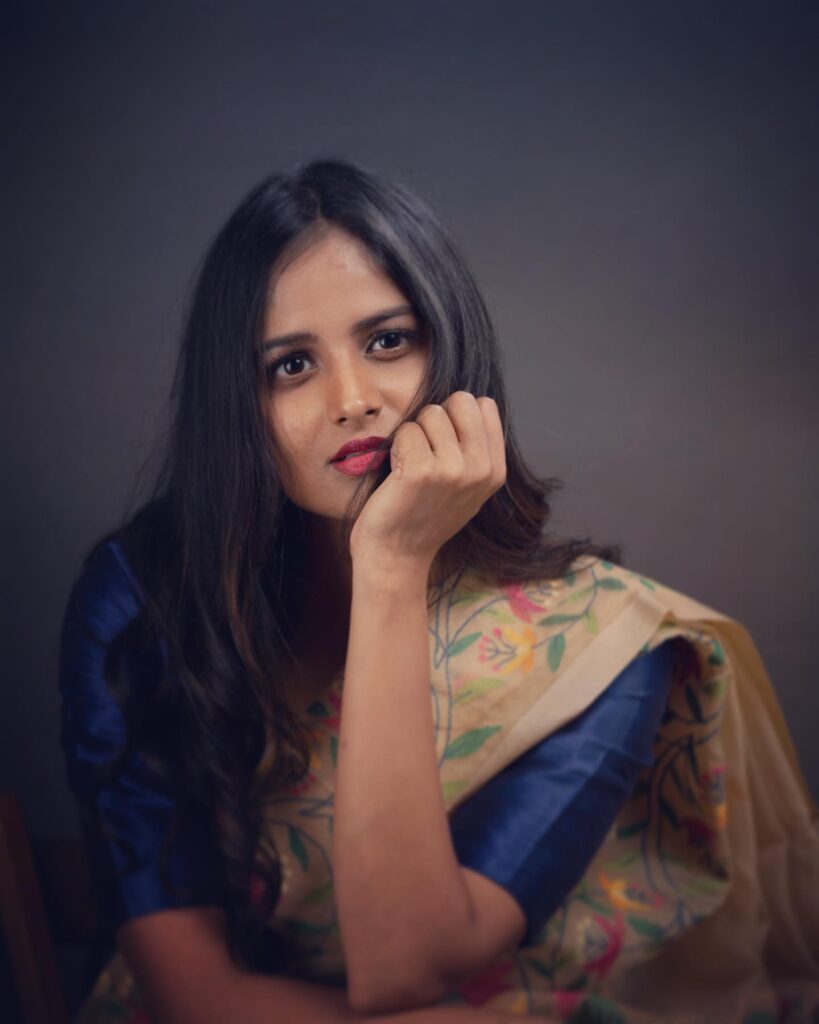 Shalini Kondepudi Sing Geetham
Shalini Kondepudi Biography
Shalini Kondepudi Age
Shalini Kondepudi Height
Shalini Kondepudi Husband
Shalini Kondepudi Family
Shalini Kondepudi Movies List
Shalini Kondepudi Instagram
Shalini Kondepudi Kubera Kubera Song
Sing Geetham Cast
Sing Geetham Release Date
Sing Geetham Trailer
Sing Geetham Songs
Sing Geetham OTT Release Date
Sing Geetham Movie Review
Sing Geetham Story
Singeetham Srinivasa Rao New Movie
Nag Ashwin Sing Geetham
Devi Sri Prasad Sing Geetham Songs
My Dear Donga Shalini Kondepudi
Jayamma Panchayathi Shalini Kondepudi
Ahilya Bamroo Sing Geetham
Ayaan Sing Geetham
Kubera Kubera Song Lyrics
Telugu Musical Fantasy Movies