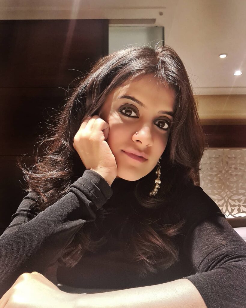 Jasleen Royal Height
