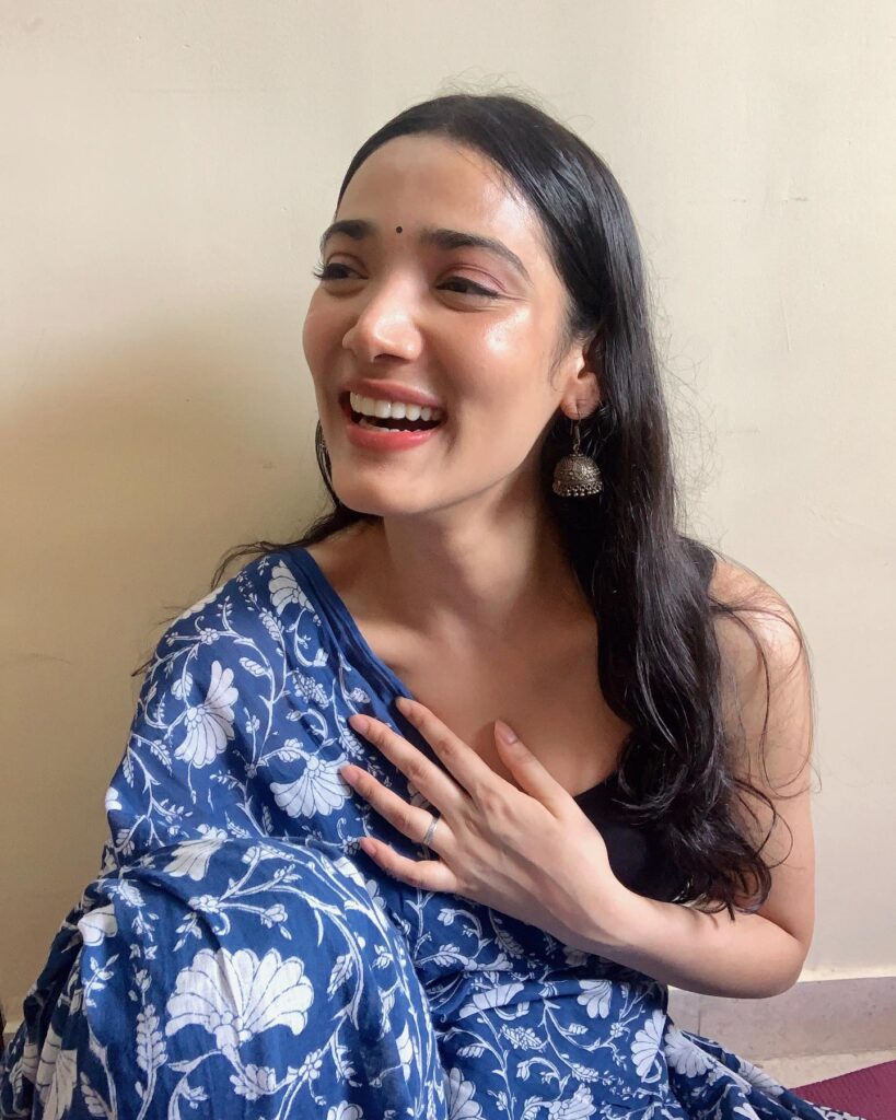 Medha Shankr dating
Medha Shankr boyfriend
Is Medha Shankr dating Samay Raina?
Samay Raina and Medha Shankr relationship
Medha Shankr relationship rumours
Medha Shankr viral video
Samay Raina mystery girl
Medha Shankr age and height
Medha Shankr biography
Medha Shankr family
Medha Shankr movies and TV shows
Medha Shankr songs
Medha Shankr 12th Fail actress
Medha Shankr net worth
Medha Shankr Instagram
Samay Raina latest news
India's Got Latent Season 2
Ginny Wedss Sunny 2 cast
Medha Shankr latest news
Medha Shankr career and biography
