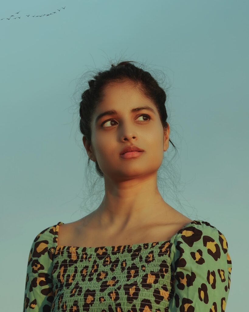 Shalini Kondepudi Sing Geetham
Shalini Kondepudi Biography
Shalini Kondepudi Age
Shalini Kondepudi Height
Shalini Kondepudi Husband
Shalini Kondepudi Family
Shalini Kondepudi Movies List
Shalini Kondepudi Instagram
Shalini Kondepudi Kubera Kubera Song
Sing Geetham Cast
Sing Geetham Release Date
Sing Geetham Trailer
Sing Geetham Songs
Sing Geetham OTT Release Date
Sing Geetham Movie Review
Sing Geetham Story
Singeetham Srinivasa Rao New Movie
Nag Ashwin Sing Geetham
Devi Sri Prasad Sing Geetham Songs
My Dear Donga Shalini Kondepudi
Jayamma Panchayathi Shalini Kondepudi
Ahilya Bamroo Sing Geetham
Ayaan Sing Geetham
Kubera Kubera Song Lyrics
Telugu Musical Fantasy Movies