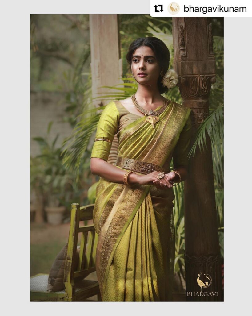 Sri Gouri Priya biography
Sri Gouri Priya age
Sri Gouri Priya height
Sri Gouri Priya date of birth
Sri Gouri Priya family
Sri Gouri Priya parents
Sri Gouri Priya boyfriend
Sri Gouri Priya husband
Sri Gouri Priya education
Sri Gouri Priya net worth
Sri Gouri Priya Instagram
Sri Gouri Priya movies list
Sri Gouri Priya web series
Sri Gouri Priya Chennai Love Story
Sri Gouri Priya Hoyila Hoyila song
Sri Gouri Priya VISA movie
Sri Gouri Priya MAD movie
Sri Gouri Priya Mail movie
Sri Gouri Priya Writer Padmabhushan
Sri Gouri Priya Modern Love Chennai
Sri Gouri Priya Lover movie
Sri Gouri Priya Happy Raj
Chennai Love Story release date
Chennai Love Story cast
Chennai Love Story songs
Chennai Love Story trailer
Kiran Abbavaram and Sri Gouri Priya
Hoyila Hoyila lyrics
Telugu actress Sri Gouri Priya
Sri Gouri Priya latest news