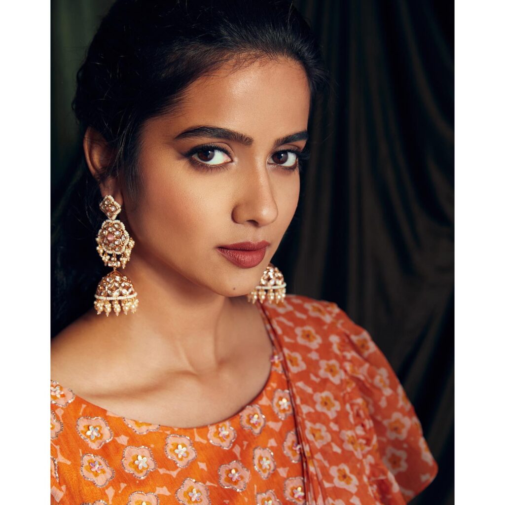 Sri Gouri Priya biography
Sri Gouri Priya age
Sri Gouri Priya height
Sri Gouri Priya date of birth
Sri Gouri Priya family
Sri Gouri Priya parents
Sri Gouri Priya boyfriend
Sri Gouri Priya husband
Sri Gouri Priya education
Sri Gouri Priya net worth
Sri Gouri Priya Instagram
Sri Gouri Priya movies list
Sri Gouri Priya web series
Sri Gouri Priya Chennai Love Story
Sri Gouri Priya Hoyila Hoyila song
Sri Gouri Priya VISA movie
Sri Gouri Priya MAD movie
Sri Gouri Priya Mail movie
Sri Gouri Priya Writer Padmabhushan
Sri Gouri Priya Modern Love Chennai
Sri Gouri Priya Lover movie
Sri Gouri Priya Happy Raj
Chennai Love Story release date
Chennai Love Story cast
Chennai Love Story songs
Chennai Love Story trailer
Kiran Abbavaram and Sri Gouri Priya
Hoyila Hoyila lyrics
Telugu actress Sri Gouri Priya
Sri Gouri Priya latest news