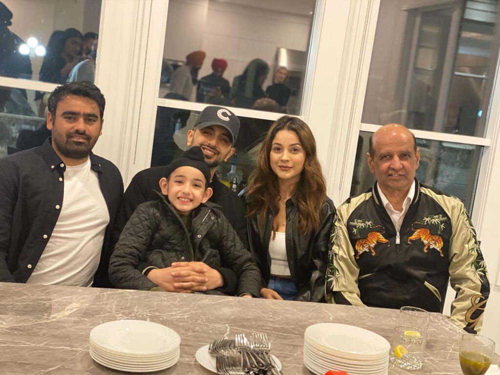 Shehnaaz Gill Dating Rumours
Is Shehnaaz Gill Dating Raghav Juyal?
Shehnaaz Gill and Raghav Juyal Relationship
Shehnaaz Gill Latest News
Shehnaaz Gill Biography
Shehnaaz Gill Age
Shehnaaz Gill Movies and TV Shows
Shehnaaz Gill Net Worth
Shehnaaz Gill Boyfriend
Raghav Juyal and Shehnaaz Gill Viral Video
Raghav Juyal Biography
Bhai Tera Star Hai Release Date
Bhai Tera Star Hai Cast
Shehnaaz Gill Bigg Boss Journey
Shehnaaz Gill Therapy Statement
Shehnaaz Gill and Sidharth Shukla
Shehnaaz Gill Upcoming Movies
Shehnaaz Gill Career Timeline
Raghav Juyal Latest News
Salman Khan on Shehnaaz Gill and Raghav Juyal
