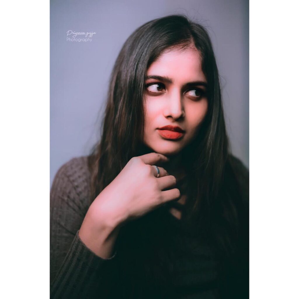 Shalini Kondepudi Sing Geetham
Shalini Kondepudi Biography
Shalini Kondepudi Age
Shalini Kondepudi Height
Shalini Kondepudi Husband
Shalini Kondepudi Family
Shalini Kondepudi Movies List
Shalini Kondepudi Instagram
Shalini Kondepudi Kubera Kubera Song
Sing Geetham Cast
Sing Geetham Release Date
Sing Geetham Trailer
Sing Geetham Songs
Sing Geetham OTT Release Date
Sing Geetham Movie Review
Sing Geetham Story
Singeetham Srinivasa Rao New Movie
Nag Ashwin Sing Geetham
Devi Sri Prasad Sing Geetham Songs
My Dear Donga Shalini Kondepudi
Jayamma Panchayathi Shalini Kondepudi
Ahilya Bamroo Sing Geetham
Ayaan Sing Geetham
Kubera Kubera Song Lyrics
Telugu Musical Fantasy Movies