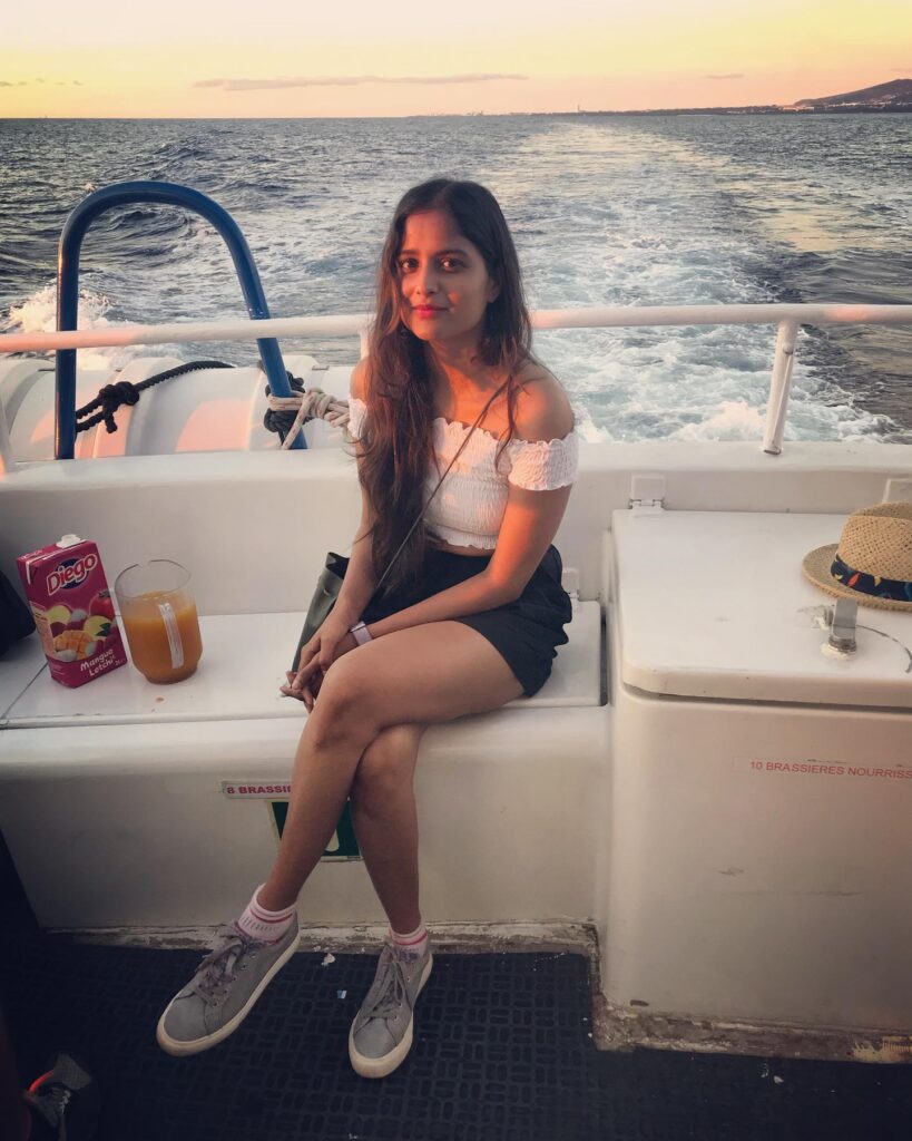 Shalini Kondepudi Sing Geetham
Shalini Kondepudi Biography
Shalini Kondepudi Age
Shalini Kondepudi Height
Shalini Kondepudi Husband
Shalini Kondepudi Family
Shalini Kondepudi Movies List
Shalini Kondepudi Instagram
Shalini Kondepudi Kubera Kubera Song
Sing Geetham Cast
Sing Geetham Release Date
Sing Geetham Trailer
Sing Geetham Songs
Sing Geetham OTT Release Date
Sing Geetham Movie Review
Sing Geetham Story
Singeetham Srinivasa Rao New Movie
Nag Ashwin Sing Geetham
Devi Sri Prasad Sing Geetham Songs
My Dear Donga Shalini Kondepudi
Jayamma Panchayathi Shalini Kondepudi
Ahilya Bamroo Sing Geetham
Ayaan Sing Geetham
Kubera Kubera Song Lyrics
Telugu Musical Fantasy Movies