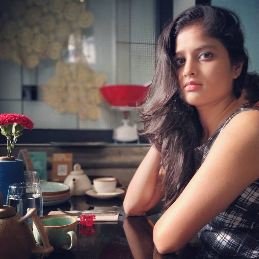 Shalini Kondepudi Sing Geetham
Shalini Kondepudi Biography
Shalini Kondepudi Age
Shalini Kondepudi Height
Shalini Kondepudi Husband
Shalini Kondepudi Family
Shalini Kondepudi Movies List
Shalini Kondepudi Instagram
Shalini Kondepudi Kubera Kubera Song
Sing Geetham Cast
Sing Geetham Release Date
Sing Geetham Trailer
Sing Geetham Songs
Sing Geetham OTT Release Date
Sing Geetham Movie Review
Sing Geetham Story
Singeetham Srinivasa Rao New Movie
Nag Ashwin Sing Geetham
Devi Sri Prasad Sing Geetham Songs
My Dear Donga Shalini Kondepudi
Jayamma Panchayathi Shalini Kondepudi
Ahilya Bamroo Sing Geetham
Ayaan Sing Geetham
Kubera Kubera Song Lyrics
Telugu Musical Fantasy Movies