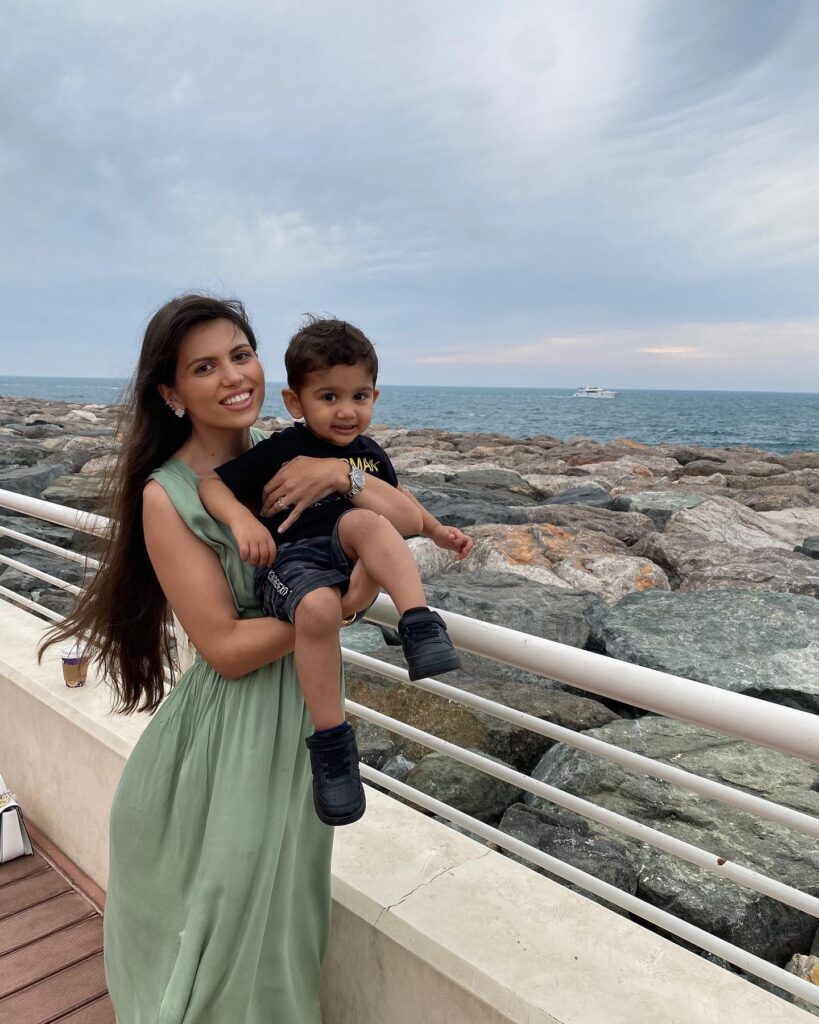 Iryna Kinakh Desi Bling
Who is Iryna Kinakh?
Iryna Kinakh biography
Iryna Kinakh age
Iryna Kinakh nationality
Iryna Kinakh husband
Iryna Kinakh and Dyuti Parruck
Is Iryna Kinakh still married?
Dyuti Parruck wife
Dyuti Parruck and Iryna Kinakh relationship
Iryna Kinakh net worth
Iryna Kinakh businesses
Iryna Kinakh Unique U
Iryna Kinakh IKON Activewear
Iryna Kinakh children
Iryna Kinakh family
Iryna Kinakh Instagram
Iryna Kinakh Mrs Universe 2024
Desi Bling cast
Desi Bling Netflix cast
Desi Bling release date
Desi Bling episodes
Who is Dyuti Parruck?
Netflix Desi Bling reality show
Dubai Bling vs Desi Bling
Karan Kundrra Desi Bling
Tejasswi Prakash Desi Bling
Rizwan Sajan Desi Bling
Pamela Serena Desi Bling
Pulse by Anubhav Iryna Kinakh update