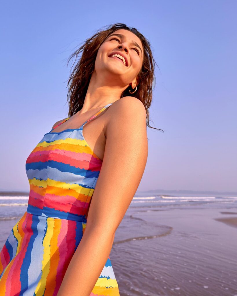 Alia Bhatt in bikni
