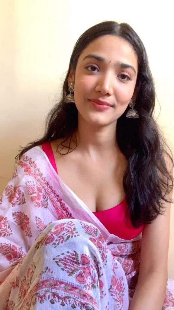 Medha Shankr dating
Medha Shankr boyfriend
Is Medha Shankr dating Samay Raina?
Samay Raina and Medha Shankr relationship
Medha Shankr relationship rumours
Medha Shankr viral video
Samay Raina mystery girl
Medha Shankr age and height
Medha Shankr biography
Medha Shankr family
Medha Shankr movies and TV shows
Medha Shankr songs
Medha Shankr 12th Fail actress
Medha Shankr net worth
Medha Shankr Instagram
Samay Raina latest news
India's Got Latent Season 2
Ginny Wedss Sunny 2 cast
Medha Shankr latest news
Medha Shankr career and biography