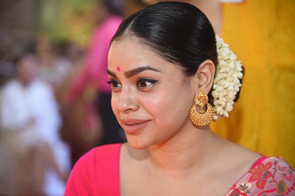 Sumona Chakravarti Endometriosis Surgery
Sumona Chakravarti Health Update
Sumona Chakravarti Biography
Sumona Chakravarti Age
Sumona Chakravarti Height
Sumona Chakravarti Boyfriend
Sumona Chakravarti Husband
Sumona Chakravarti Family
Sumona Chakravarti Parents
Sumona Chakravarti Net Worth
Sumona Chakravarti Instagram
Sumona Chakravarti Movies and TV Shows
Sumona Chakravarti The Kapil Sharma Show
Sumona Chakravarti Stage IV Endometriosis
Sumona Chakravarti Recovery Story
Sumona Chakravarti Latest News
Sumona Chakravarti Surgery Scars
Sumona Chakravarti Career
Sumona Chakravarti Worklist
Sumona Chakravarti Lifestyle
Sumona Chakravarti Education
Sumona Chakravarti Awards
Sumona Chakravarti Barfi Movie
Sumona Chakravarti Kick Movie
Sumona Chakravarti News Today
