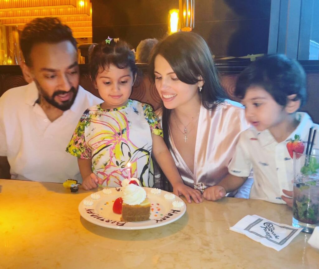 Iryna Kinakh Desi Bling
Who is Iryna Kinakh?
Iryna Kinakh biography
Iryna Kinakh age
Iryna Kinakh nationality
Iryna Kinakh husband
Iryna Kinakh and Dyuti Parruck
Is Iryna Kinakh still married?
Dyuti Parruck wife
Dyuti Parruck and Iryna Kinakh relationship
Iryna Kinakh net worth
Iryna Kinakh businesses
Iryna Kinakh Unique U
Iryna Kinakh IKON Activewear
Iryna Kinakh children
Iryna Kinakh family
Iryna Kinakh Instagram
Iryna Kinakh Mrs Universe 2024
Desi Bling cast
Desi Bling Netflix cast
Desi Bling release date
Desi Bling episodes
Who is Dyuti Parruck?
Netflix Desi Bling reality show
Dubai Bling vs Desi Bling
Karan Kundrra Desi Bling
Tejasswi Prakash Desi Bling
Rizwan Sajan Desi Bling
Pamela Serena Desi Bling
Pulse by Anubhav Iryna Kinakh update