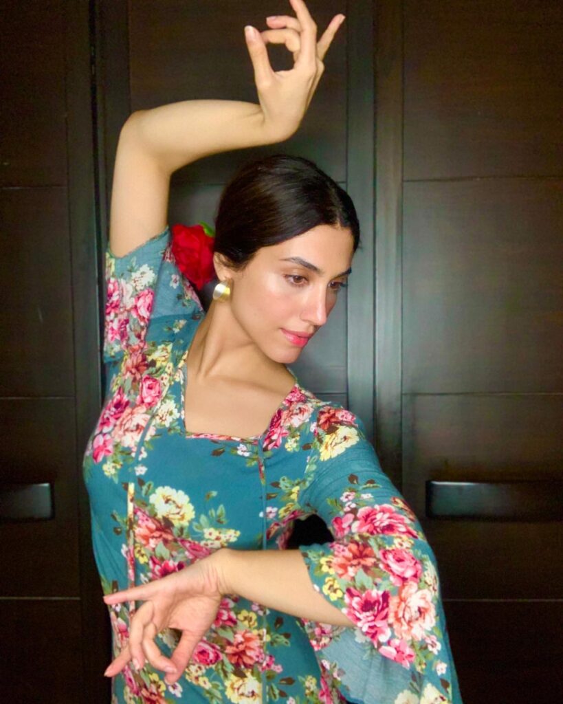 Delbar Arya Alliance Episode 23
Delbar Arya Alliance latest updates
Delbar Arya biography
Delbar Arya age
Delbar Arya height
Delbar Arya family
Delbar Arya husband
Delbar Arya boyfriend
Delbar Arya movies list
Delbar Arya TV shows
Delbar Arya Wiki
Delbar Arya Instagram
Delbar Arya Punjabi movies
Delbar Arya Guru Randhawa Downtown
Delbar Arya and Sabby Suri fight
Ravi Kishan Alliance exit
Alliance Episode 23 highlights
Kunal Kemmu Alliance show
Prime Video Alliance contestants
Delbar Arya latest news