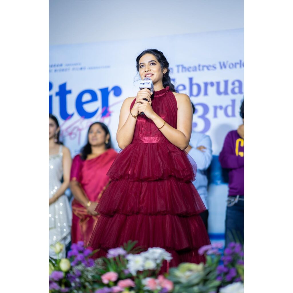Sri Gouri Priya biography
Sri Gouri Priya age
Sri Gouri Priya height
Sri Gouri Priya date of birth
Sri Gouri Priya family
Sri Gouri Priya parents
Sri Gouri Priya boyfriend
Sri Gouri Priya husband
Sri Gouri Priya education
Sri Gouri Priya net worth
Sri Gouri Priya Instagram
Sri Gouri Priya movies list
Sri Gouri Priya web series
Sri Gouri Priya Chennai Love Story
Sri Gouri Priya Hoyila Hoyila song
Sri Gouri Priya VISA movie
Sri Gouri Priya MAD movie
Sri Gouri Priya Mail movie
Sri Gouri Priya Writer Padmabhushan
Sri Gouri Priya Modern Love Chennai
Sri Gouri Priya Lover movie
Sri Gouri Priya Happy Raj
Chennai Love Story release date
Chennai Love Story cast
Chennai Love Story songs
Chennai Love Story trailer
Kiran Abbavaram and Sri Gouri Priya
Hoyila Hoyila lyrics
Telugu actress Sri Gouri Priya
Sri Gouri Priya latest news