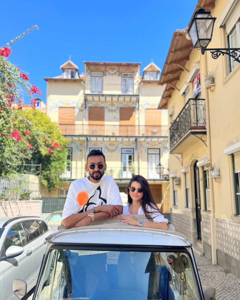 Iryna Kinakh Desi Bling
Who is Iryna Kinakh?
Iryna Kinakh biography
Iryna Kinakh age
Iryna Kinakh nationality
Iryna Kinakh husband
Iryna Kinakh and Dyuti Parruck
Is Iryna Kinakh still married?
Dyuti Parruck wife
Dyuti Parruck and Iryna Kinakh relationship
Iryna Kinakh net worth
Iryna Kinakh businesses
Iryna Kinakh Unique U
Iryna Kinakh IKON Activewear
Iryna Kinakh children
Iryna Kinakh family
Iryna Kinakh Instagram
Iryna Kinakh Mrs Universe 2024
Desi Bling cast
Desi Bling Netflix cast
Desi Bling release date
Desi Bling episodes
Who is Dyuti Parruck?
Netflix Desi Bling reality show
Dubai Bling vs Desi Bling
Karan Kundrra Desi Bling
Tejasswi Prakash Desi Bling
Rizwan Sajan Desi Bling
Pamela Serena Desi Bling
Pulse by Anubhav Iryna Kinakh update