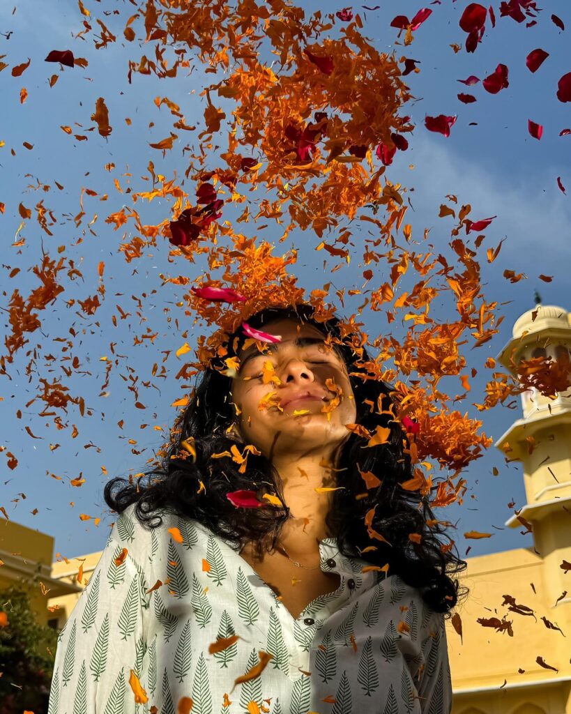 Ahilya Bamroo Biography
Ahilya Bamroo Age
Ahilya Bamroo Height
Ahilya Bamroo Instagram
Ahilya Bamroo Movies
Ahilya Bamroo Wiki
Ahilya Bamroo Family
Ahilya Bamroo Boyfriend
Ahilya Bamroo Net Worth
Ahilya Bamroo Birthday
Ahilya Bamroo Education
Ahilya Bamroo Hometown
Ahilya Bamroo Tattoo
Ahilya Bamroo Songs
Ahilya Bamroo Guitar
Ahilya Bamroo Voice Artist
Ahilya Bamroo I Want To Talk
Ahilya Bamroo Sing Geetham
Ahilya Bamroo Tollywood Debut
Ahilya Bamroo Shoojit Sircar
Ahilya Bamroo Nag Ashwin
Ahilya Bamroo Singeetham Srinivasa Rao
Ahilya Bamroo Latest News
Ahilya Bamroo Photos
Ahilya Bamroo Career Journey
