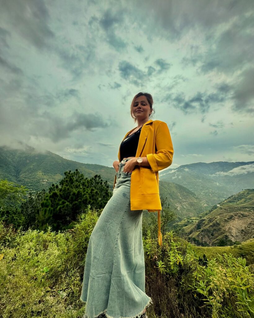Rubina Dilaik Khatron Ke Khiladi 15
Rubina Dilaik medical emergency
Rubina Dilaik Khatron Ke Khiladi 15 medical emergency
Rubina Dilaik helicopter stunt
Rubina Dilaik ambulance Khatron Ke Khiladi 15
What happened to Rubina Dilaik in Khatron Ke Khiladi 15?
Rubina Dilaik health update
Rubina Dilaik KKK 15 stunt
Rubina Dilaik Khatron Ke Khiladi journey
Rubina Dilaik Khatron Ke Khiladi 15 latest news
Rubina Dilaik motherhood Khatron Ke Khiladi 15
Rubina Dilaik husband and children
Rubina Dilaik age and biography
Rubina Dilaik Bigg Boss 14 winner
Khatron Ke Khiladi 15 contestants
Khatron Ke Khiladi 15 latest episode
Khatron Ke Khiladi 15 Rubina Dilaik Gaurav Khanna
Gaurav Khanna fire stunt Khatron Ke Khiladi 15
Khatron Ke Khiladi 15 Darr Ka Naya Daur
Rohit Shetty Khatron Ke Khiladi 15