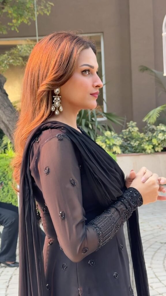 Himanshi Khurana husband name