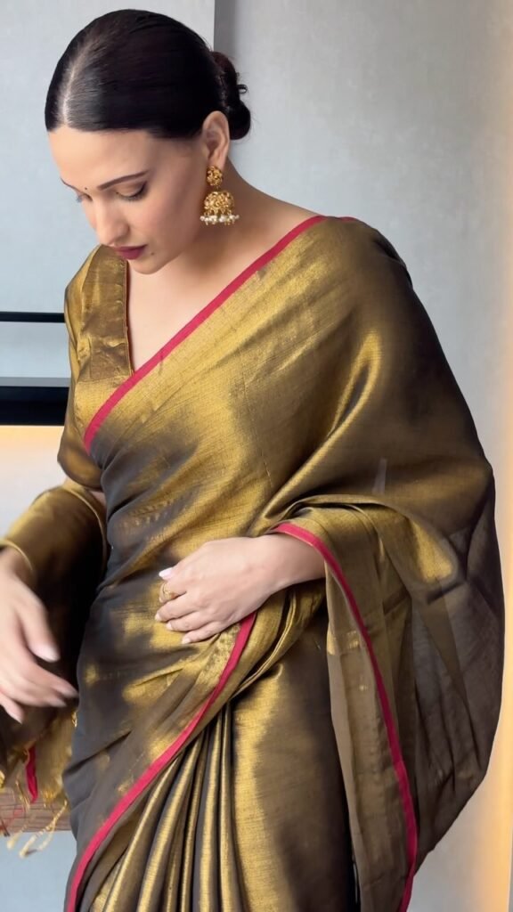 Himanshi Khurana wikipedia