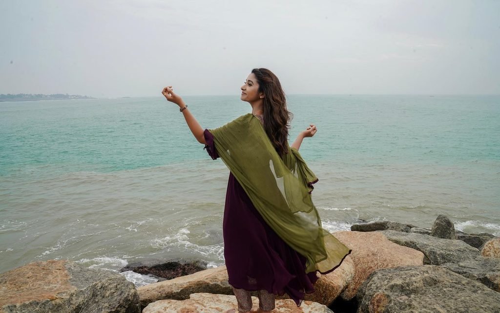 Priya Bhavani Shankar from Rathnam movie
