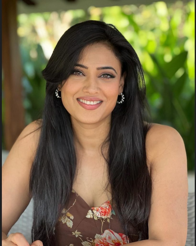 Shweta Tiwari latest news
Shweta Tiwari The Traitors 2
Shweta Tiwari online abuse
Shweta Tiwari sexist comments
Shweta Tiwari Instagram post
Shweta Tiwari Raj Thackeray
Shweta Tiwari Marathi trolls
Shweta Tiwari biography
Shweta Tiwari age and family
Shweta Tiwari husband and children
Shweta Tiwari movies and TV shows
Shweta Tiwari Kasautii Zindagii Kay
Shweta Tiwari Bigg Boss 4 winner
Shweta Tiwari Palak Tiwari
The Traitors 2 contestants
The Traitors 2 Shweta Tiwari and Mallika Sherawat