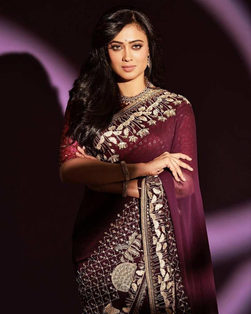 Shweta Tiwari latest news
Shweta Tiwari The Traitors 2
Shweta Tiwari online abuse
Shweta Tiwari sexist comments
Shweta Tiwari Instagram post
Shweta Tiwari Raj Thackeray
Shweta Tiwari Marathi trolls
Shweta Tiwari biography
Shweta Tiwari age and family
Shweta Tiwari husband and children
Shweta Tiwari movies and TV shows
Shweta Tiwari Kasautii Zindagii Kay
Shweta Tiwari Bigg Boss 4 winner
Shweta Tiwari Palak Tiwari
The Traitors 2 contestants
The Traitors 2 Shweta Tiwari and Mallika Sherawat