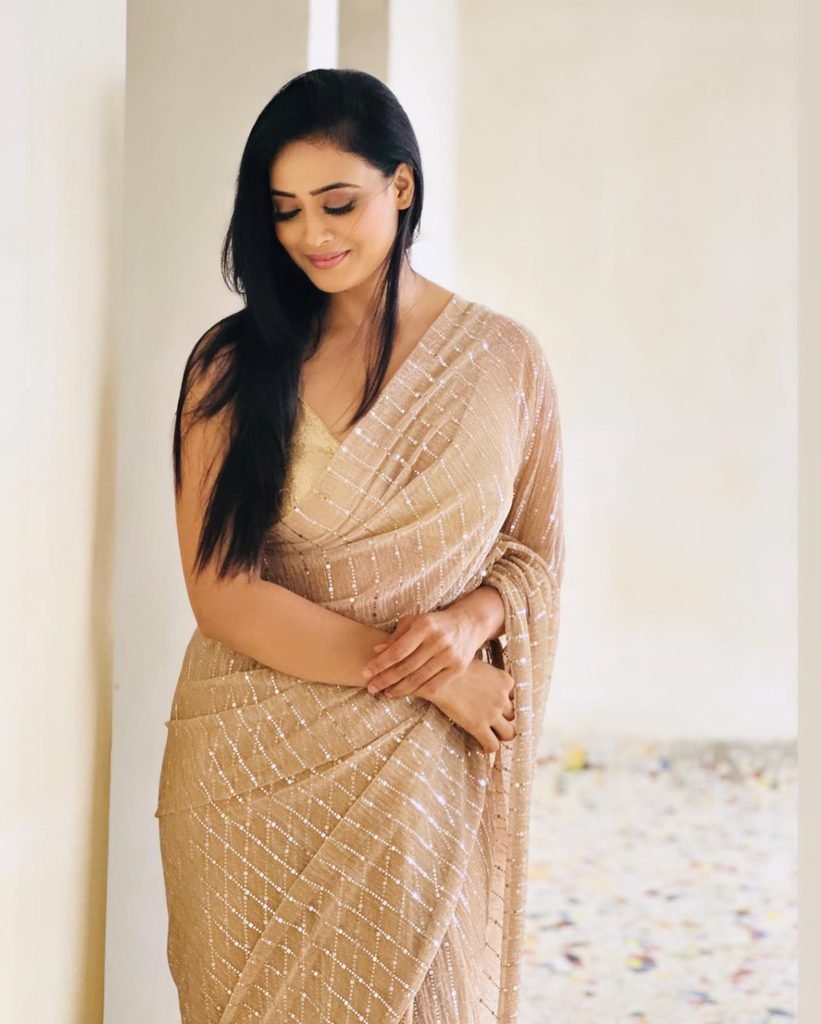 Shweta Tiwari latest news
Shweta Tiwari The Traitors 2
Shweta Tiwari online abuse
Shweta Tiwari sexist comments
Shweta Tiwari Instagram post
Shweta Tiwari Raj Thackeray
Shweta Tiwari Marathi trolls
Shweta Tiwari biography
Shweta Tiwari age and family
Shweta Tiwari husband and children
Shweta Tiwari movies and TV shows
Shweta Tiwari Kasautii Zindagii Kay
Shweta Tiwari Bigg Boss 4 winner
Shweta Tiwari Palak Tiwari
The Traitors 2 contestants
The Traitors 2 Shweta Tiwari and Mallika Sherawat