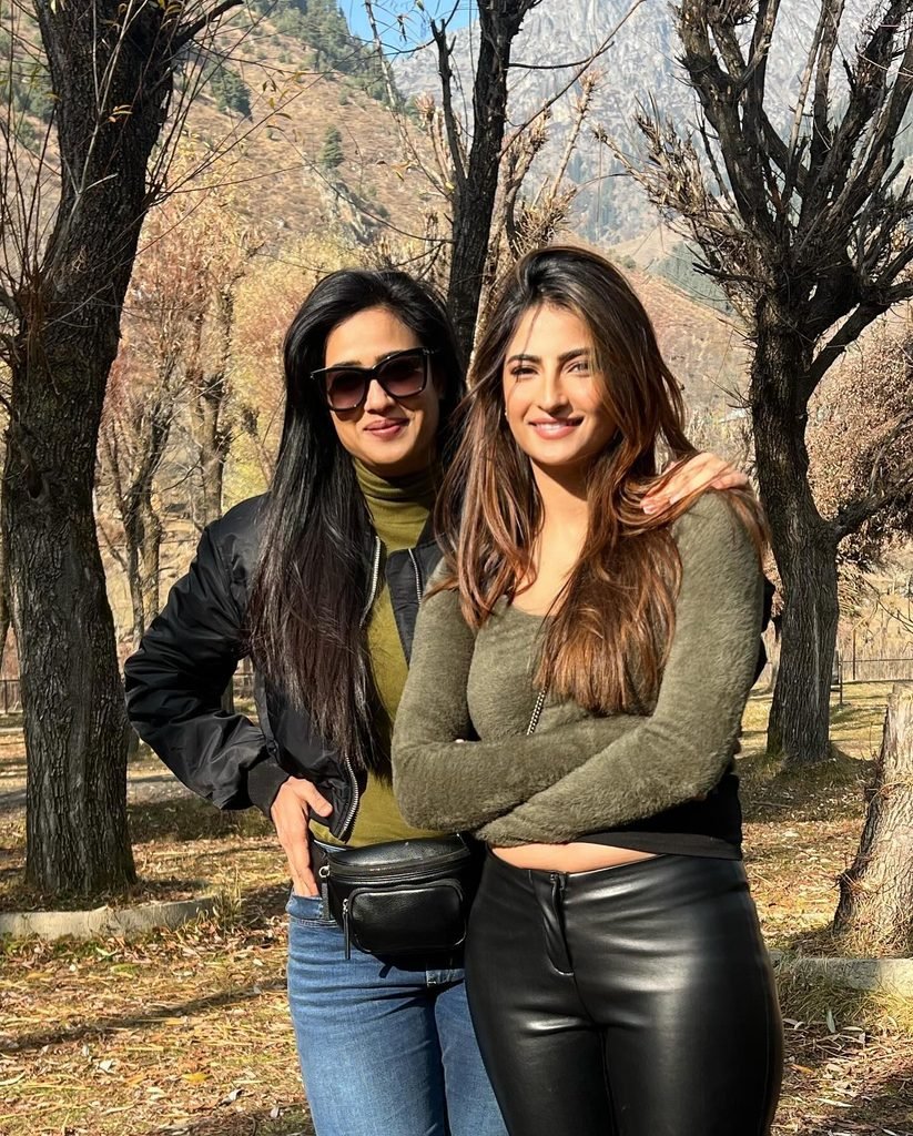 Shweta Tiwari latest news
Shweta Tiwari The Traitors 2
Shweta Tiwari online abuse
Shweta Tiwari sexist comments
Shweta Tiwari Instagram post
Shweta Tiwari Raj Thackeray
Shweta Tiwari Marathi trolls
Shweta Tiwari biography
Shweta Tiwari age and family
Shweta Tiwari husband and children
Shweta Tiwari movies and TV shows
Shweta Tiwari Kasautii Zindagii Kay
Shweta Tiwari Bigg Boss 4 winner
Shweta Tiwari Palak Tiwari
The Traitors 2 contestants
The Traitors 2 Shweta Tiwari and Mallika Sherawat