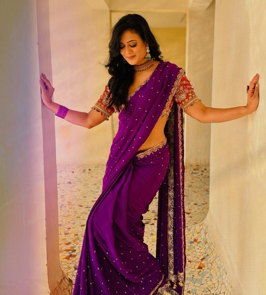 Shweta Tiwari latest news
Shweta Tiwari The Traitors 2
Shweta Tiwari online abuse
Shweta Tiwari sexist comments
Shweta Tiwari Instagram post
Shweta Tiwari Raj Thackeray
Shweta Tiwari Marathi trolls
Shweta Tiwari biography
Shweta Tiwari age and family
Shweta Tiwari husband and children
Shweta Tiwari movies and TV shows
Shweta Tiwari Kasautii Zindagii Kay
Shweta Tiwari Bigg Boss 4 winner
Shweta Tiwari Palak Tiwari
The Traitors 2 contestants
The Traitors 2 Shweta Tiwari and Mallika Sherawat