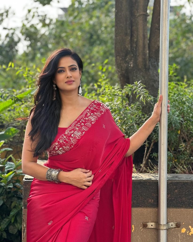 Shweta Tiwari latest news
Shweta Tiwari The Traitors 2
Shweta Tiwari online abuse
Shweta Tiwari sexist comments
Shweta Tiwari Instagram post
Shweta Tiwari Raj Thackeray
Shweta Tiwari Marathi trolls
Shweta Tiwari biography
Shweta Tiwari age and family
Shweta Tiwari husband and children
Shweta Tiwari movies and TV shows
Shweta Tiwari Kasautii Zindagii Kay
Shweta Tiwari Bigg Boss 4 winner
Shweta Tiwari Palak Tiwari
The Traitors 2 contestants
The Traitors 2 Shweta Tiwari and Mallika Sherawat