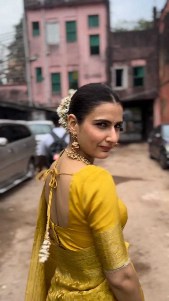 Fatima Sana Shaikh age
Fatima Sana Shaikh new movie
Fatima sana shaikh instagram id
Fatima Sana Shaikh in Chachi 420
Fatima Sana Shaikh child actor
Fatima sana shaikh with aamir khan
Fatima Sana Shaikh net worth
Fatima Sana Shaikh dangal
Hunkar movie cast
Hunkar movie 2021
Hunkar movie netflix
Fatima Sana Shaikh in Hunkkaar The Roar series
Fatima Sana Shaikh Hunkkaar The Roar police officer look
Fatima Sana Shaikh at Hunkkaar trailer launch
Hunkkaar The Roar trailer featuring Fatima Sana Shaikh and Aneet Padda
Hunkkaar movie trailer Aneet Padda and Fatima Sana Shaikh
Fatima Sana Shaikh as ACP Jasleen Singh Soni in Hunkkaar
Aneet Padda and Fatima Sana Shaikh in Hunkkaar
Hunkkaar The Roar cast featuring Fatima Sana Shaikh
Fatima Sana Shaikh talks about patriarchy at Hunkkaar trailer launch
Hunkkaar The Roar official trailer still
Fatima Sana Shaikh Hunkkaar movie promotional image
Hunkkaar The Roar courtroom drama cast