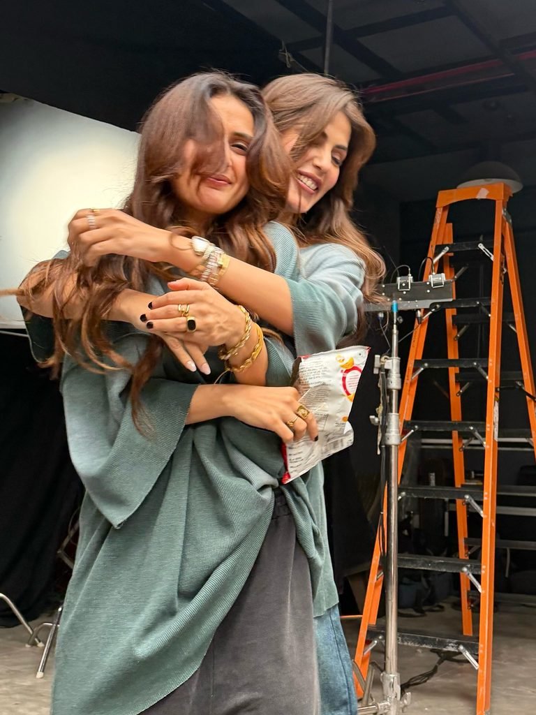 Fatima Sana Shaikh age
Fatima Sana Shaikh new movie
Fatima sana shaikh instagram id
Fatima Sana Shaikh in Chachi 420
Fatima Sana Shaikh child actor
Fatima sana shaikh with aamir khan
Fatima Sana Shaikh net worth
Fatima Sana Shaikh dangal
Hunkar movie cast
Hunkar movie 2021
Hunkar movie netflix
Fatima Sana Shaikh in Hunkkaar The Roar series
Fatima Sana Shaikh Hunkkaar The Roar police officer look
Fatima Sana Shaikh at Hunkkaar trailer launch
Hunkkaar The Roar trailer featuring Fatima Sana Shaikh and Aneet Padda
Hunkkaar movie trailer Aneet Padda and Fatima Sana Shaikh
Fatima Sana Shaikh as ACP Jasleen Singh Soni in Hunkkaar
Aneet Padda and Fatima Sana Shaikh in Hunkkaar
Hunkkaar The Roar cast featuring Fatima Sana Shaikh
Fatima Sana Shaikh talks about patriarchy at Hunkkaar trailer launch
Hunkkaar The Roar official trailer still
Fatima Sana Shaikh Hunkkaar movie promotional image
Hunkkaar The Roar courtroom drama cast