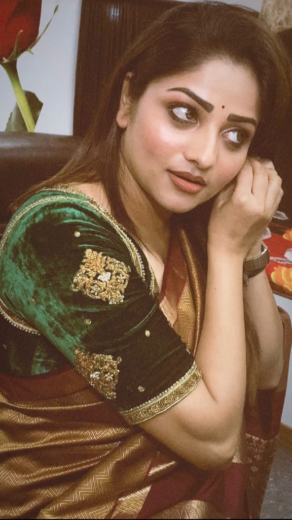 Rachita Ram
Rachita Ram viral video
Rachita Ram birthday
Rachita Ram birthday celebration
Rachita Ram fan viral video
Rachita Ram fan incident
Rachita Ram latest news
Rachita Ram movies
Rachita Ram age
Rachita Ram biography
Rachita Ram Bulbul
Rachita Ram Coolie
Rachita Ram upcoming movies
Rachita Ram Kannada actress
Rachita Ram fan interaction