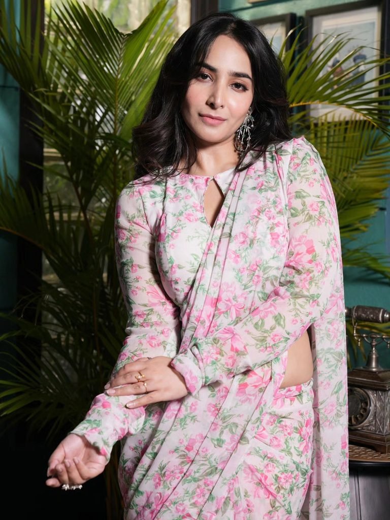 Srijla Guha
Srijla Guha age
Srijla Guha biography
Srijla Guha movies and TV shows
Srijla Guha latest news
Srijla Guha health news
Budge Budge rare medical case
Budge Budge youth uterus found
Uterus found during hernia surgery
Fallopian tubes found during surgery
Uterus in male body
Can a man have a uterus
Uterus and fallopian tubes in male
Why uterus is found in male body
Persistent Mullerian Duct Syndrome
PMDS symptoms and causes
Differences of Sex Development
Chromosome test for reproductive abnormalities
Rare reproductive system conditions
Uterus and fallopian tubes function
What are fallopian tubes
Does uterus need cleaning
How to maintain intimate hygiene
V-Wash intimate hygiene
Can intimate wash clean uterus
Vagina vs uterus difference
Internal reproductive organs explained
Rare medical conditions in males
Uterus discovered during surgery
Hernia surgery unexpected discovery